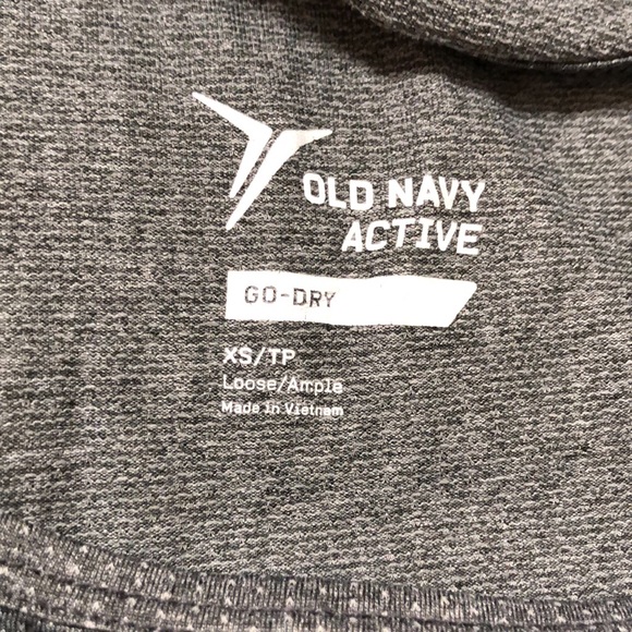 Old Navy Active Go-Dry Tank - Picture 4 of 7